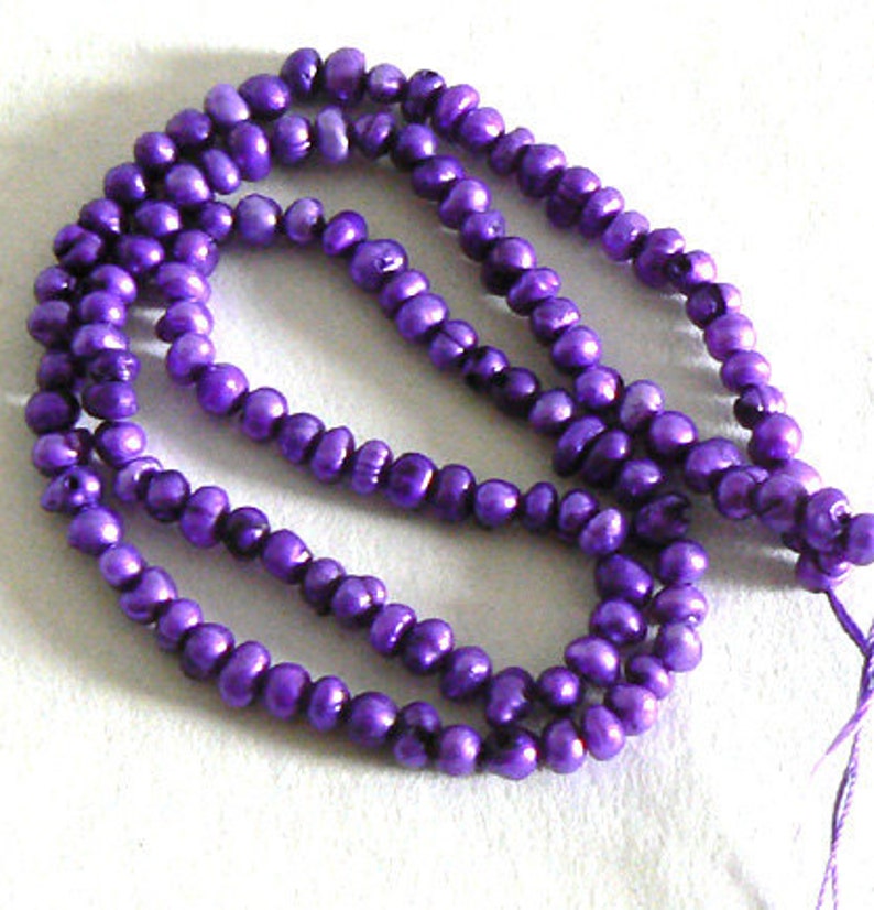 SALE 1 Strand 4mm Blister Natural Freshwater Pearl Beads Dyed Deep Purple b2486 image 1