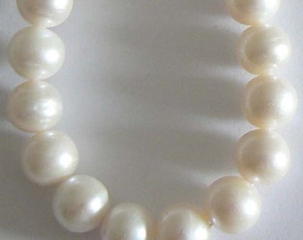 SALE 1pc 12-13mm Extra Large AA Freshwater Pearl Beads Round Natural White b2341