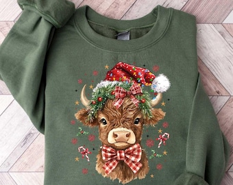 Christmas Cow Sweatshirt, Cow Lights Sweater, Cow Women Sweatshirt, Cow Lover Shirt, Christmas Sweatshirt, Highland Cow Crewneck, Farm Xmas