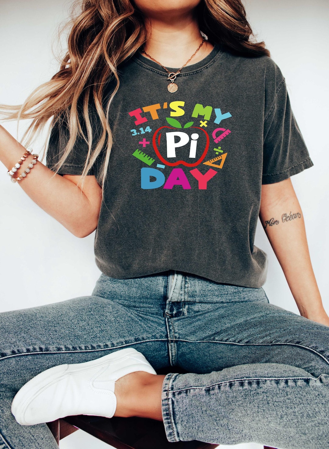 Retro Pi Day T Shirt, Happy Pi Day 2025 Shirt, Math Teachers Shirt