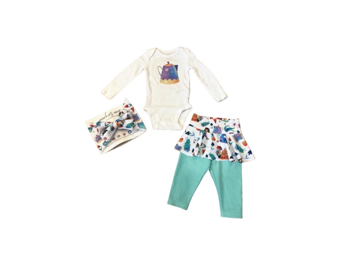 Bummies Outfit for Baby Girls Alice in Wonderland Skirted Bummies Girls