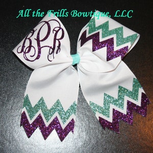 Custom Chevron Glitter Monogram Cheer hair bow Choose your colors Interlocking Vine Font afbeelding 1