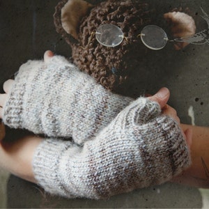 PATTERN Knittles Classic Wristwarmers / Fingerless Gloves - PDF