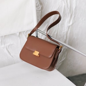 Sac en cuir véritable marron, sac à bandoulière en cuir, sac à main en cuir marron, sac bandoulière en cuir marron, sac tendance en cuir, sac personnalisé