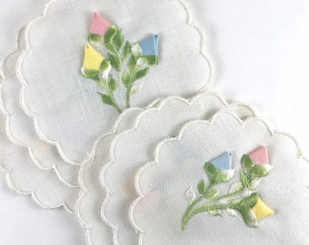 Vintage Set of 6 Spring Doilies // Easter Party Supplies // Floral Coasters // Granny-Chic Home Decor
