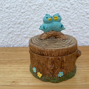 Vintage Trinket Box with 2 Birds FREE SHIPPING image 1