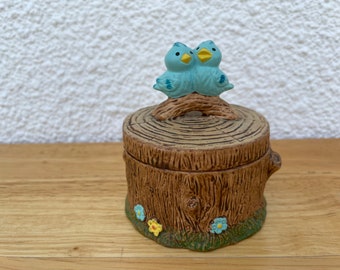 Vintage Trinket Box with 2 Birds FREE SHIPPING