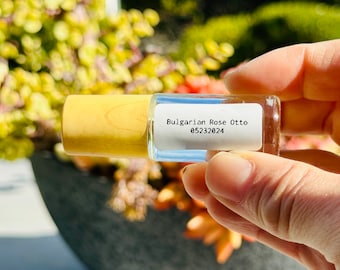 All Natural Perfume Oil Roll-On - Vetiver, Chamomile, Rose, Lavender