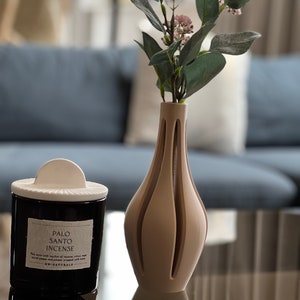 Moderne Vase mit Glasrohr für Pflanzen oder Diffusorstäbchen Bild 5