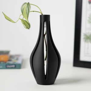 Moderne Vase mit Glasrohr für Pflanzen oder Diffusorstäbchen Bild 1