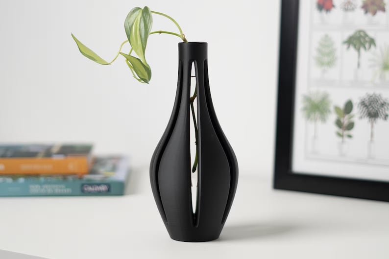 Moderne Vase mit Glasrohr für Pflanzen oder Diffusorstäbchen Bild 1