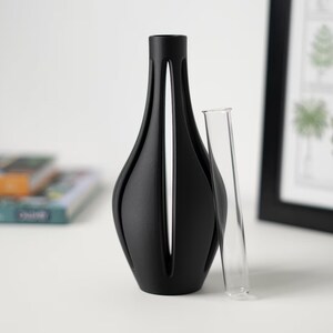 Moderne Vase mit Glasrohr für Pflanzen oder Diffusorstäbchen Bild 8