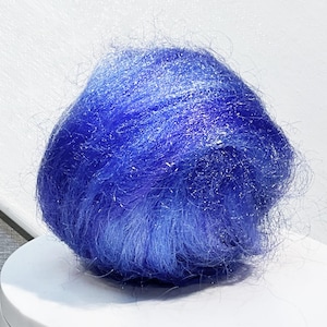 Fibra Firestar variegata: pallido blu viola scintillante per infeltrimento e filatura
