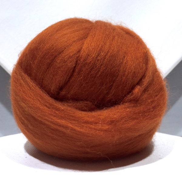 Fox red merino roving, rust red spinning fiber, merino wool, needle felting wool, brick red, brown red, nutmeg brown, copper red roving