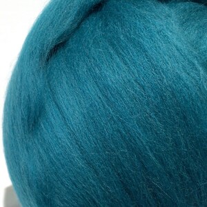 Sea foam Merino Roving, Needle Felting wool, Spinning Fiber, Aqua, Turquoise, Teal, blue green, Saori Weaving image 3