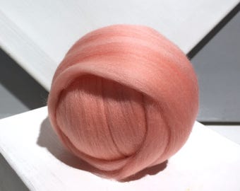 Peony Pink Merino Roving, Needle Felting Spinning Fiber, Merino wool, felting wool, pink orange wool, salmon roving