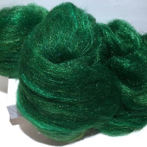 Green Felting wool batt Sparkly Pine MTO, spinning fiber, Felting wool:evergreen, green, forest, Christmas green, holiday decor image 1