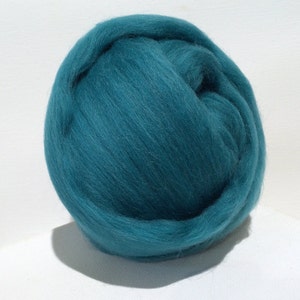 Sea foam Merino Roving, Needle Felting wool, Spinning Fiber, Aqua, Turquoise, Teal, blue green, Saori Weaving image 1