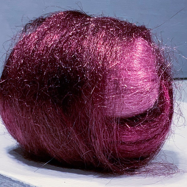 Mauve Firestar Roving: Sparkly Felting, Spinning Fiber (.5 oz)