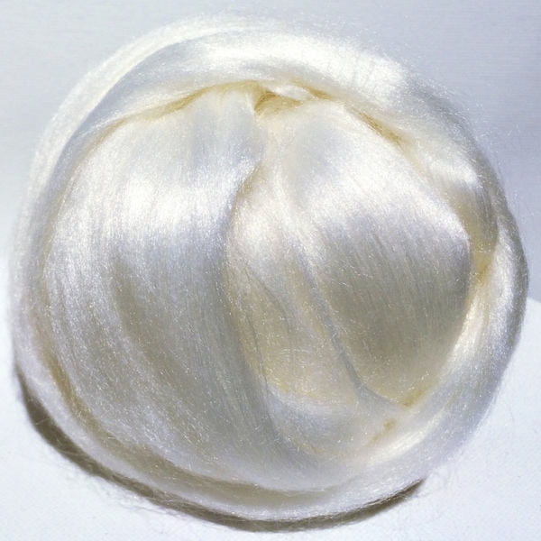 Eggshell White Bamboo roving, top, Felting Spinning, vegan fiber silk alternative, nuno needle felt, soft  white roving, 1 oz