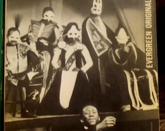 Los Negros: un espectáculo de payasos de Jean Genet