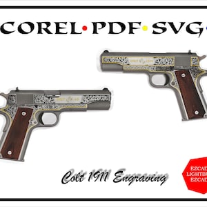 Puede incluir: Dos pistolas Colt 1911 plateadas con intrincados grabados dorados. Las pistolas tienen empuñaduras de madera y se muestran sobre un fondo blanco. El texto "Colt 1911 Engraving" está debajo de las pistolas. El texto "EZCAD 2 LIGHTBURN EZCAD 3" está en una forma octogonal roja en la esquina inferior derecha de la imagen.