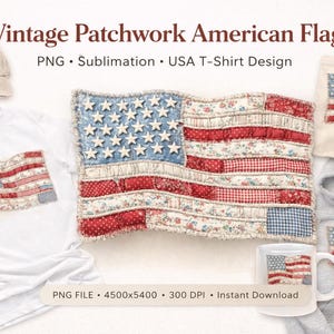 Op de afbeelding: Een verzameling patriottische items met een vintage patchwork Amerikaans vlagontwerp. Inclusief een wit t-shirt, een baseballpet, een tote bag, een grijze hoodie en een koffiemok. Het vlagontwerp is gemaakt van rode, witte en blauwe stoffen patches.