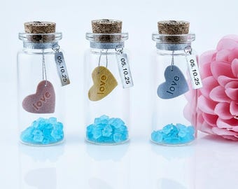 Recuerdo personalizado de cuero para el tercer aniversario de bodas, regalo simbólico en miniatura, personalizado en cualquier idioma para la pareja.