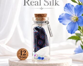 Recuerdo de 12º aniversario de seda para él o ella, regalo simbólico con seda auténtica, mini botella.