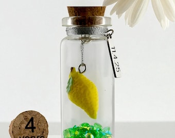 Regalo personalizado para el 4.º aniversario de bodas con fruta, regalo para esposa, esposo o novia, mini botella de recuerdo creativa, alternativa a una tarjeta hecha a mano.