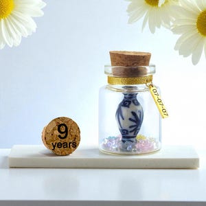 9. Keramik Hochzeit Jahrestag Geschenk: Personalisierte Mini Flasche Andenken | Kartenalternative | Handgemachtes einzigartiges ungewöhnliches Geschenk | Liebe Geschenk