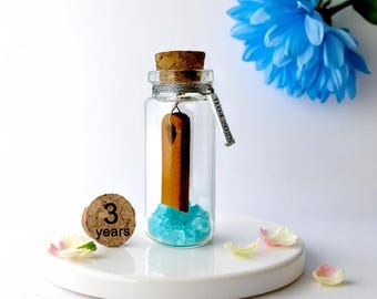 Recuerdo de cuero para el tercer aniversario de bodas, regalo de cuero personalizado, minibotella simbólica, alternativa a la tarjeta