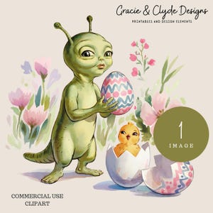 Puede incluir: Un extraterrestre verde sosteniendo un huevo de Pascua rosa y azul con un pollito amarillo asomándose de una cáscara de huevo rota. Ilustración de acuarela con flores rosas en el fondo.