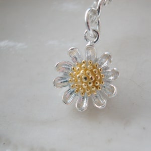 Sterling Silver Daisy Necklace