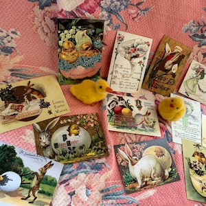 Cartoline di Pasqua in stile vintage serie TRE*Cartongesso di qualità*12 immagini diverse*CON le Easter Bonnet Girls*Immagini rare