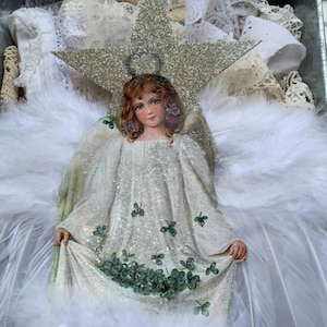 St. Parick&#39;s day angel*Gorgeous large fluffy white wings*German glitter*Dazzling star*Stunning