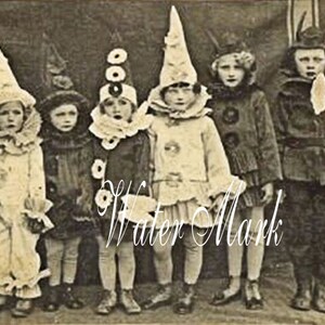 Cartes postales d'Halloween * Vraie photo d'enfants vêtus de leurs costumes vtg. * Trop chérie * Super * 12 cartes. Enveloppes * Magnifique