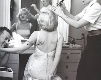 Salón de belleza * Peluquería * Esteticista * Impresión en cartulina * Marilyn Monroe peinándose * Ideal para tocador