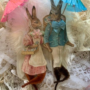 Enfeite de chenille em formato de casal de anjos de coelho da Páscoa * Guarda-sóis * Feito à mão * Enfeite de árvore de penas * Tão querido * Detalhe de cesta de PÁSCOA