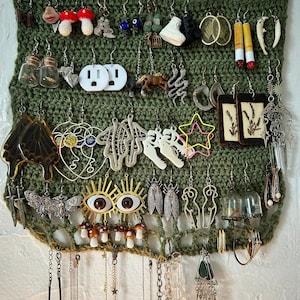 hanging jewelry organizer