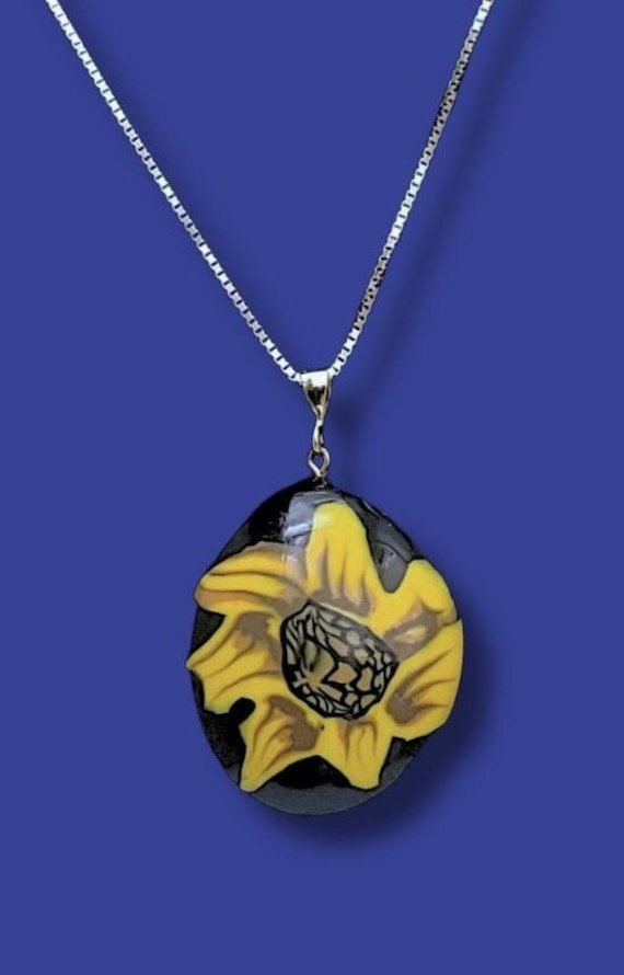 Sunflower Pendant Necklace