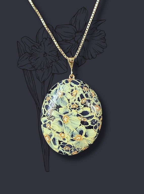 Daffodil necklace, yellow, orange, white
