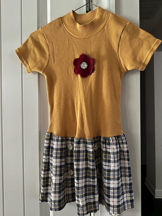buster brown dress Vintage Buster Brown Girl's Yellow & Plaid Flower Detail Dress Size 7