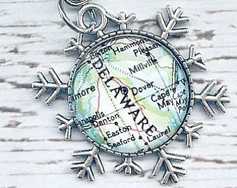 Delaware Map Christmas Ornament, Gift Box, Map Ornament, Snowflake Ornament, Snowflake, Ornament, FREE SHIPPING