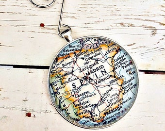 Spain Christmas Ornament , a great Hostess, Engagement or Ancestry Gift