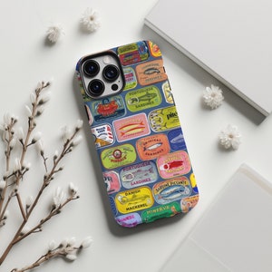 Retro Sardines Can Collage Phone Case Vintage Tinned Fish Cover for iPhone  16 15 14 13 12  Pro Max Samsung Galaxy Sardine Print Trendy Gift