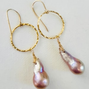 Pinkish Purple & Gold Edison Pearl Hoop Earrings