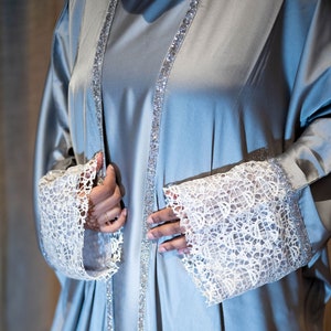 Tokyo Abaya image 1