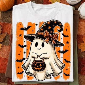 Schattige spookheks PNG, Halloween-spook, griezelige pompoenemmer, retro vleermuis Halloween-shirtontwerp, kokette heksenhoed digitale download
