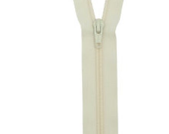 YKK Nylon Non-Separating Zipper 22 inch Natural